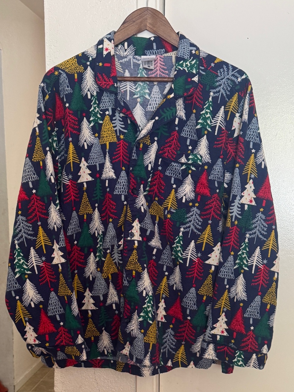 Hanna Andersson Twinkly Trees on Navy Holiday Size L